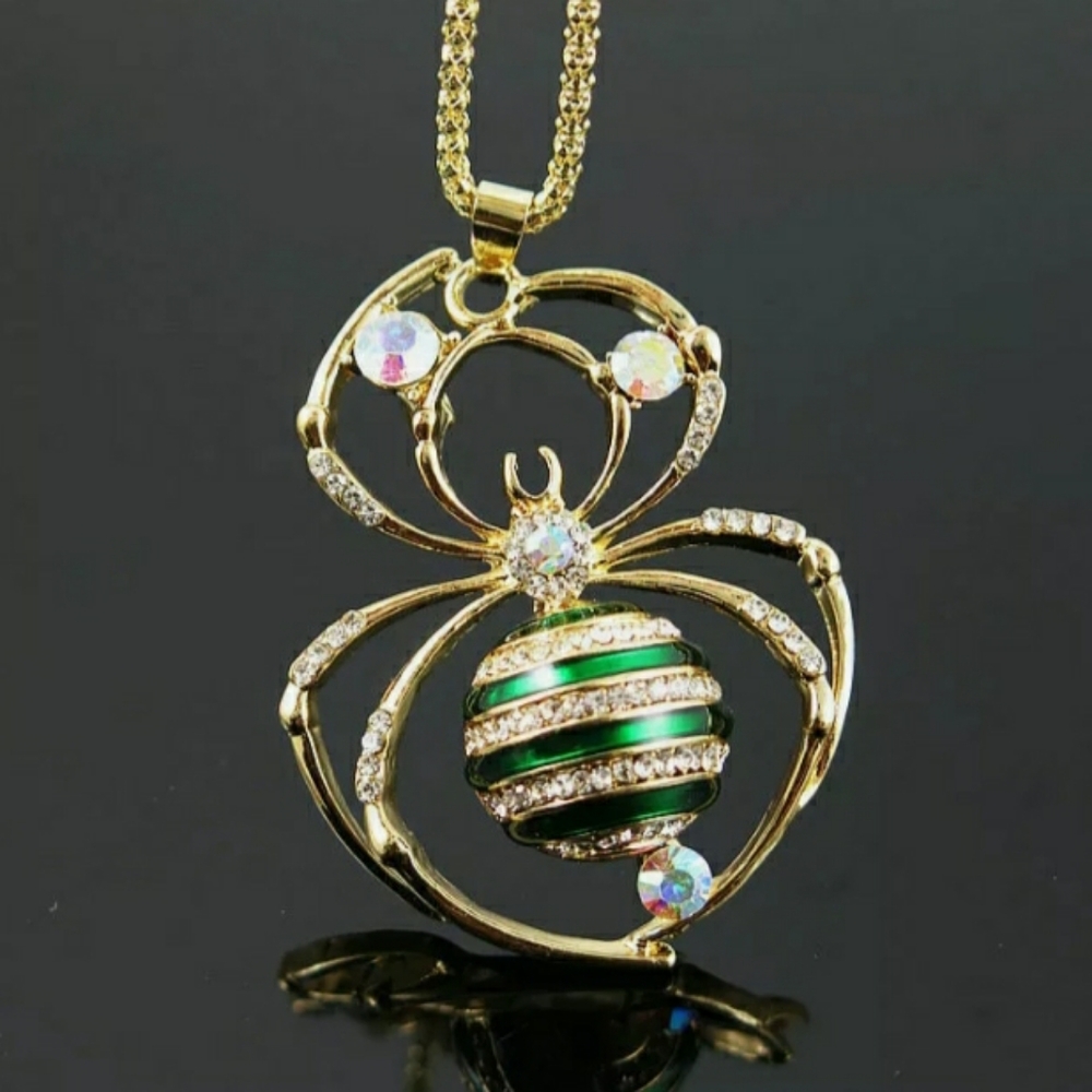 🎃 Green Spider Necklace 🎃